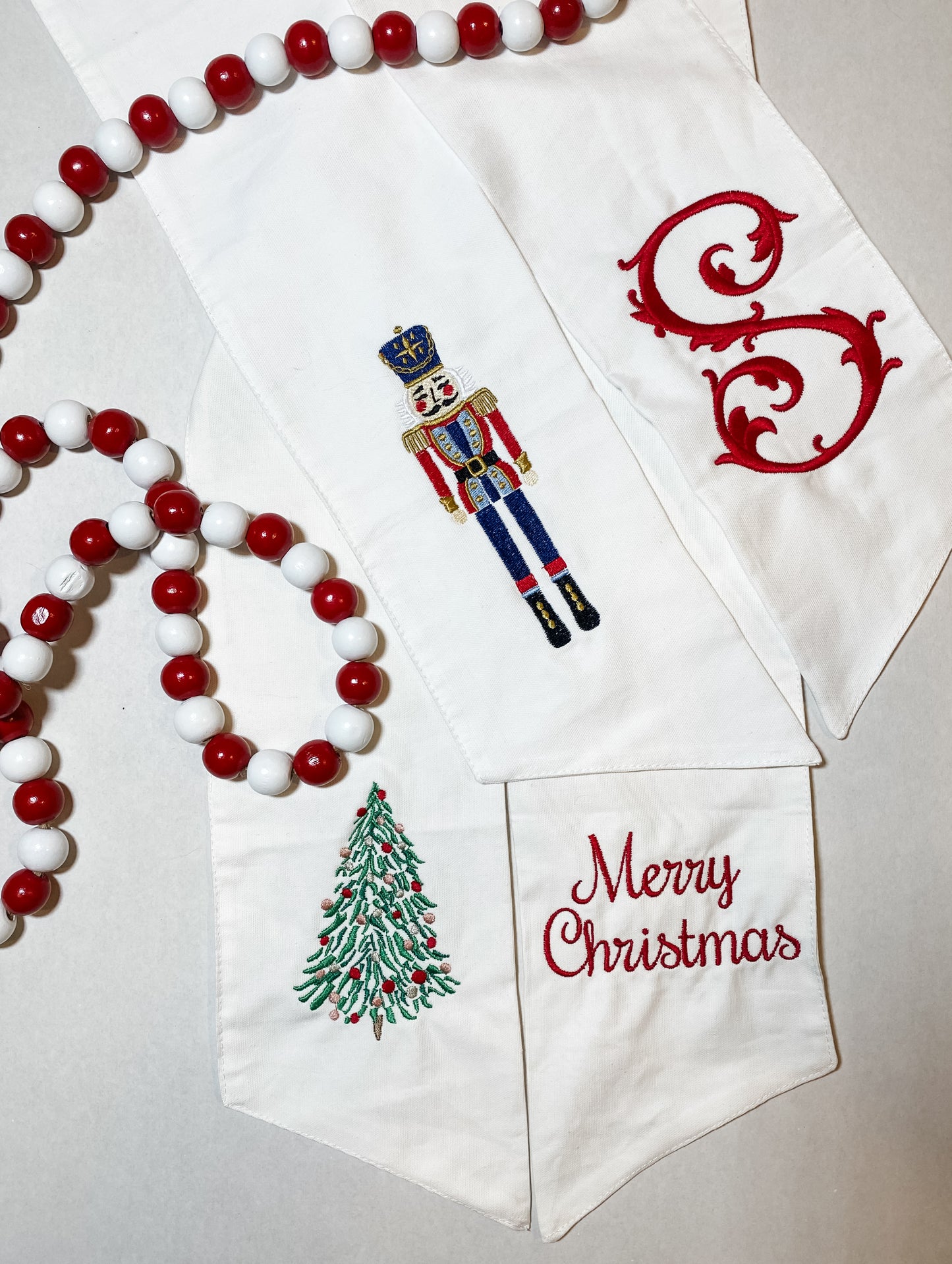 Christmas Tree Wreath Sash