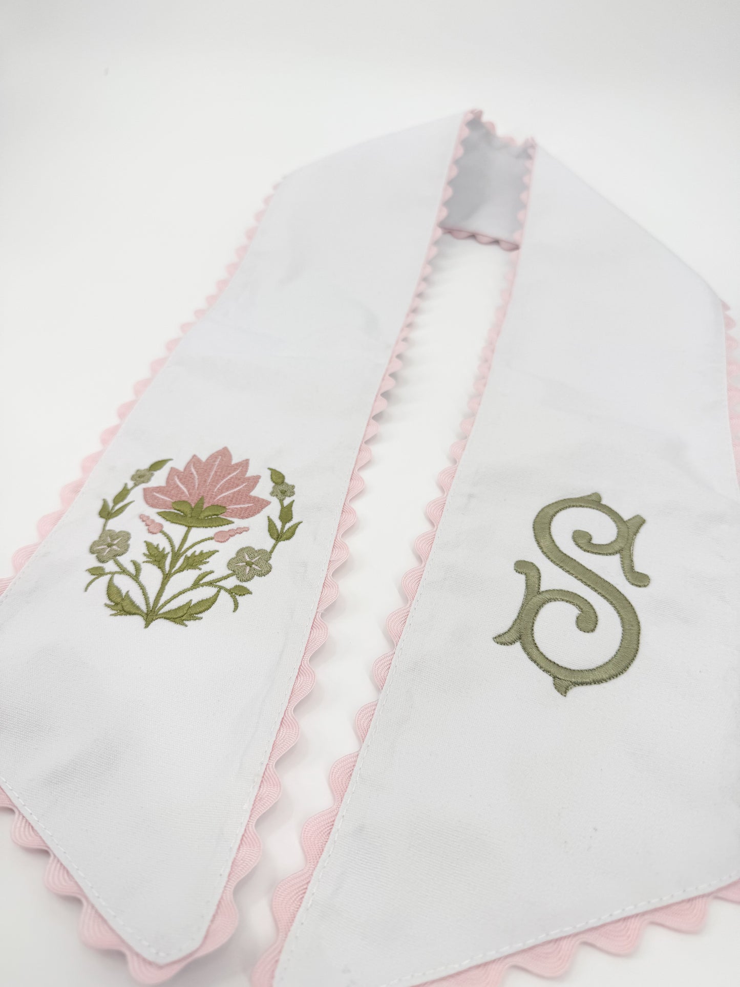 Spring Floral Scallop Wreath Sash